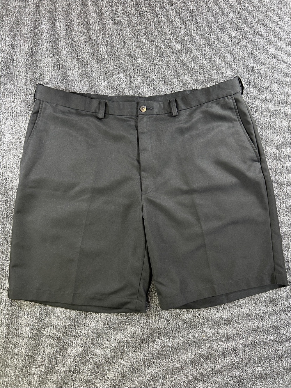 Haggar Cool 18 Black Golf Shorts Men’s 42 Flat Front Performance